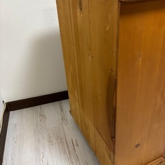 カントリー家具　パイン材　チェストの画像