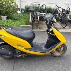 ホンダ Dio イエローの画像