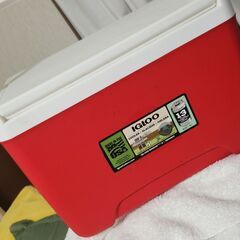 ￥3000イグルーIGLOO クーラーボックスの画像