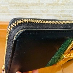GUCCI シルヴィ　長財布
の画像
