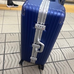 スーツケース無料の画像