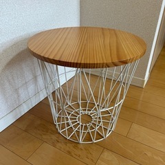 モダン サイドテーブル 木目 ホワイトの画像