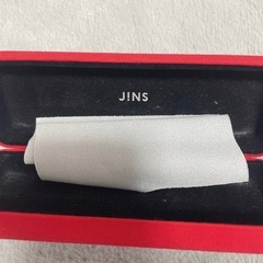JINS メガネケース、メガネ拭きの画像