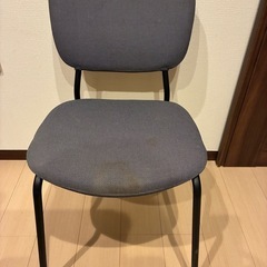 IKEAのいす2脚の画像