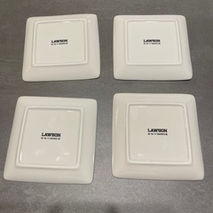 キティーマイメロ小皿セット
の画像