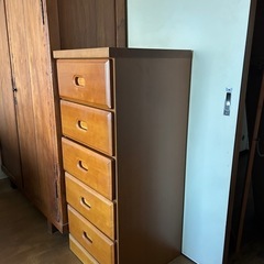 木製引き出しキャビネットの画像