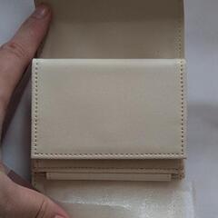 (新品)KOKO※カナグモチーフ3つ折りサイフ[中白]の画像