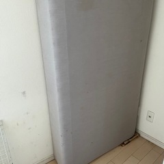 IKEAシングルベッドの画像