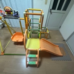 アンパマン ジャングル ，ブランコ， 滑り台 の画像