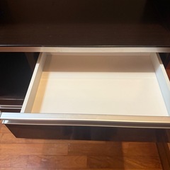 食器棚の画像