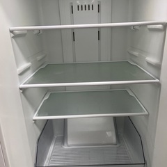 東芝冷蔵庫　購入して4年です　綺麗な方かと思いますの画像
