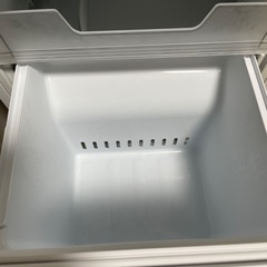 東芝冷蔵庫　購入して4年です　綺麗な方かと思いますの画像
