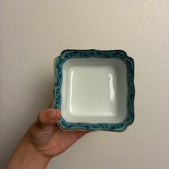 食器　皿の画像