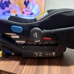 ISOFIX アップリカ スムーヴ TS カーシート＆トラベルシステムベースの画像