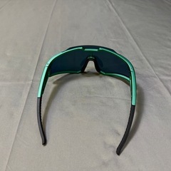 ROCKBROS ロードバイク サングラス 偏光レンズ グリーン 交換レンズ付きの画像