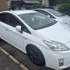 トヨタプリウス30の画像
