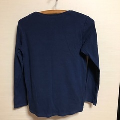 濃紺　長袖tシャツ の画像