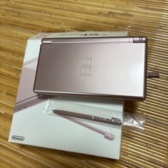 Nintendo DSライト本体、ソフト（箱、充電器、取説有り）の画像