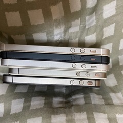iPhone いろいろ　まとめ5台の画像