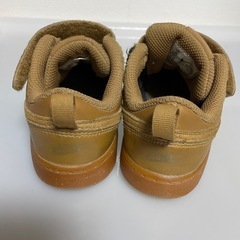NIKE キッズ　靴の画像