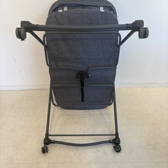 ベビーベッドの画像