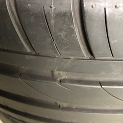 海外製 255/35r20 夏 4本の画像