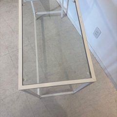 IKEA ガラステーブルVITTSJO ホワイト　オフィスデスクの画像