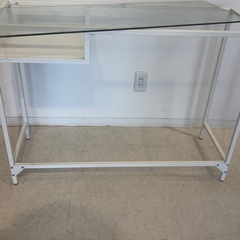 IKEA ガラステーブルVITTSJO ホワイト　オフィスデスクの画像
