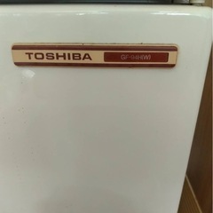 昭和レトロ 東芝冷蔵庫の画像