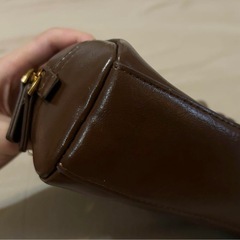 茶色 合皮 ハンドバッグの画像