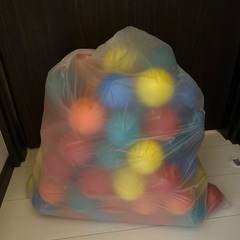 ボールプールのボールの画像