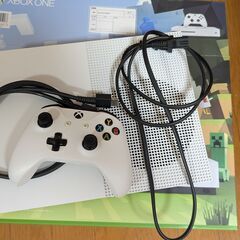 PS4 スリム 1TB & XBOX ONE S 500GBの画像