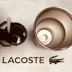 LACOSTE ダークグリーン　タンブラー ストロー付き　未使用品の画像