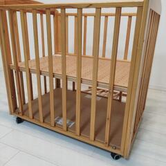 ベビーベッド木製の画像