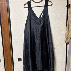 ジャンバースカートの画像