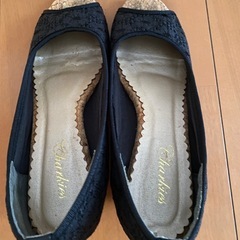 レース調オープントゥパンプス　24cmの画像