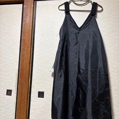 ジャンバースカートの画像