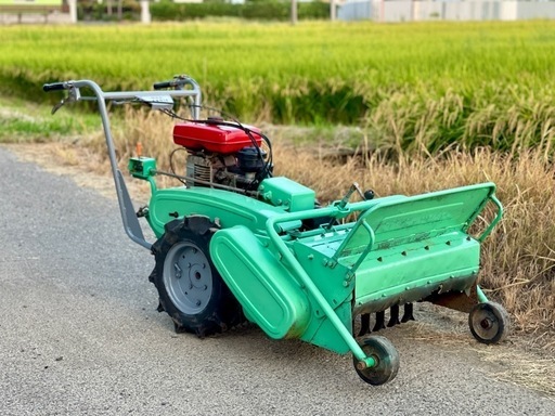 バロネス ハンマーナイフモア　HM72 自走式草刈機 8馬力　作動品