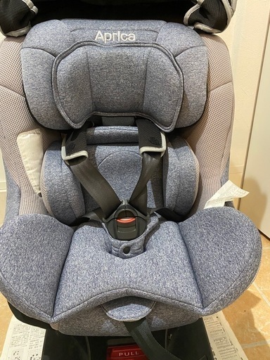 【決定しました】アップリカ　クルリラAC ISOFIX シートベルト