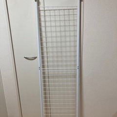 8月28日まで　突っ張り　パーテーションの画像