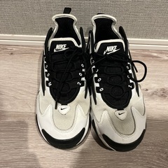 美品　Nike Zoom 2K 24cmの画像