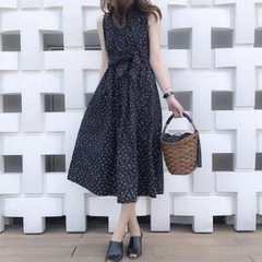 UNIQLOのドット柄のワンピースです☺️の画像
