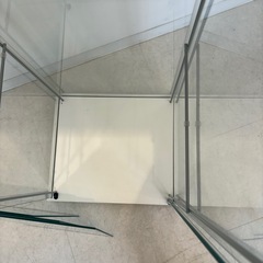 ガラスケース　ショーケース　IKEAの画像