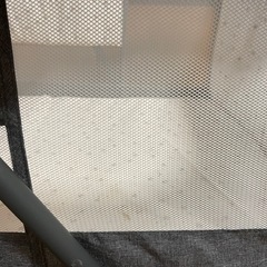 折りたたみベビーベッドの画像