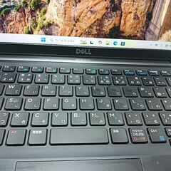 DELL 13.3型　ノート　パソコンの画像