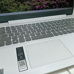 Lenovo　Core i7 　１０世代　ホワイト　ノート　パソコンの画像