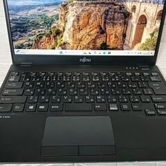 LIFEBOOK 軽量薄型13.3 ノート　パソコンの画像