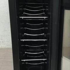 apro アプロ 電子式家庭用ワインセラー KCF-W204K コンパクトサイズ ブラックの画像
