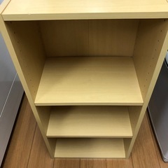 三段カラーボックスの画像