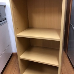 三段カラーボックスの画像